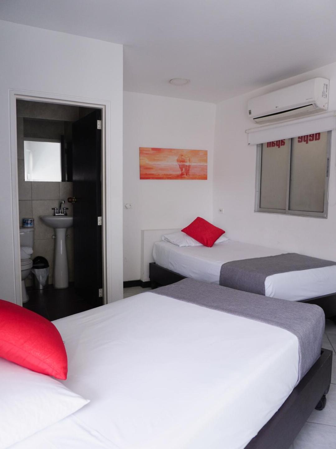 Depeapan Hotel Cali Eksteriør billede
